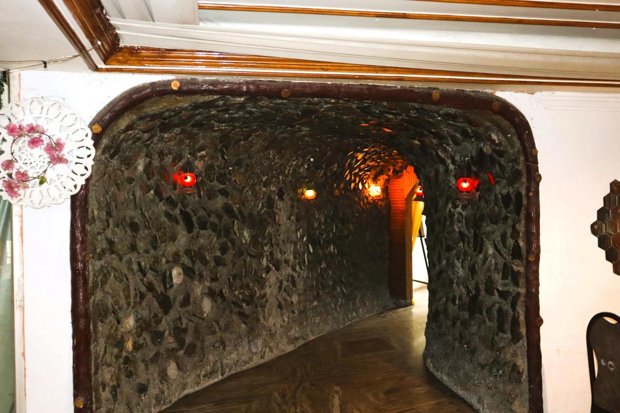 Hotel River Bank ماندي المظهر الخارجي الصورة
